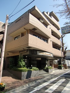 物件購入日:平成23年8月
丸の内線「四谷三丁目」徒歩5分