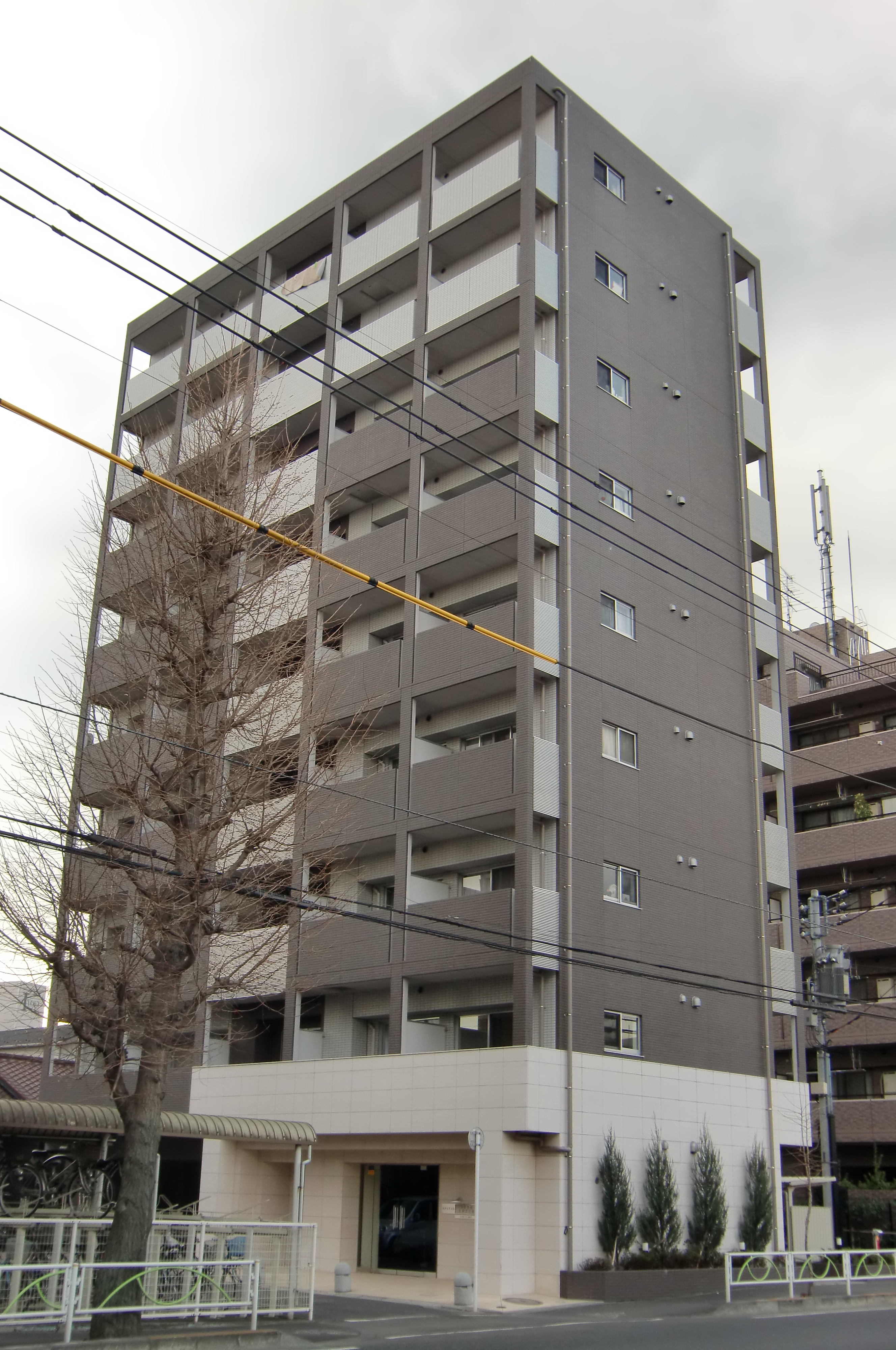 物件購入日：平成25年8月
京王線「東府中」駅　8分
