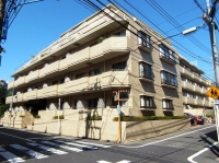 物件購入日:平成24年10月
新宿線「曙橋」駅4分