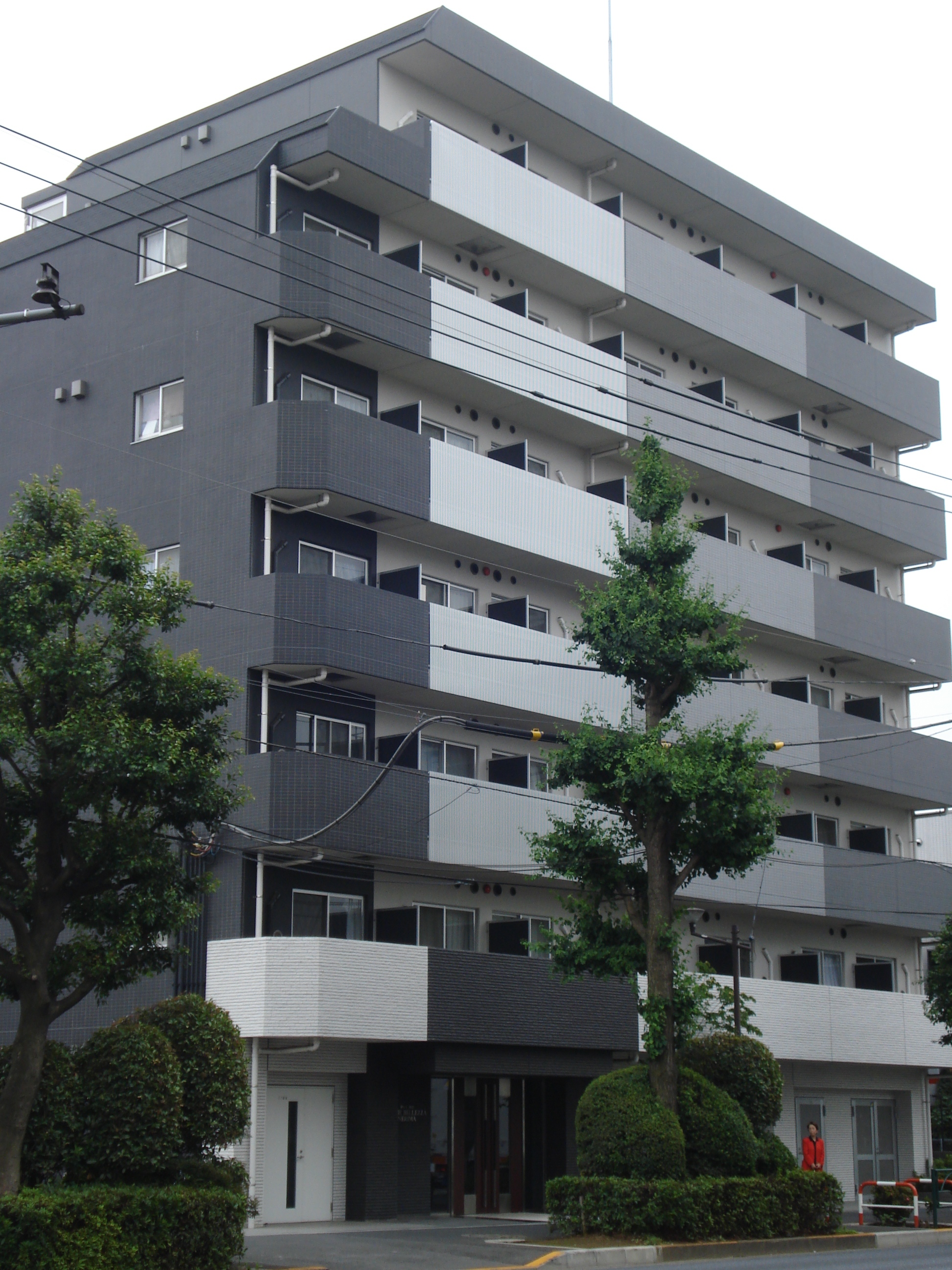 物件購入日：平成21年6月
西武池袋線「練馬高野台」駅　7分