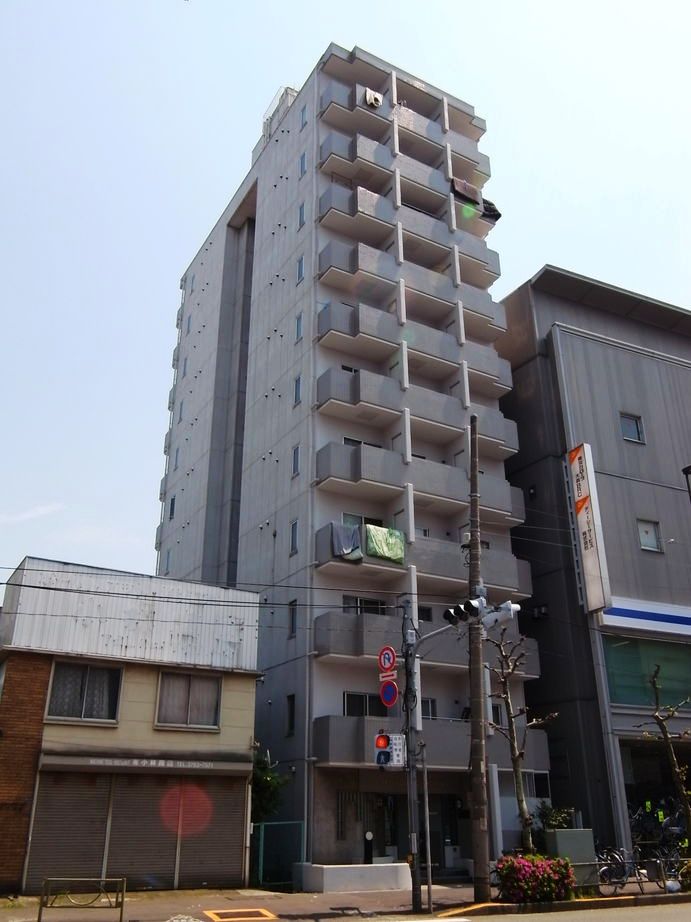 物件購入日:平成22年11月
京浜急行線「大森町」徒歩3分